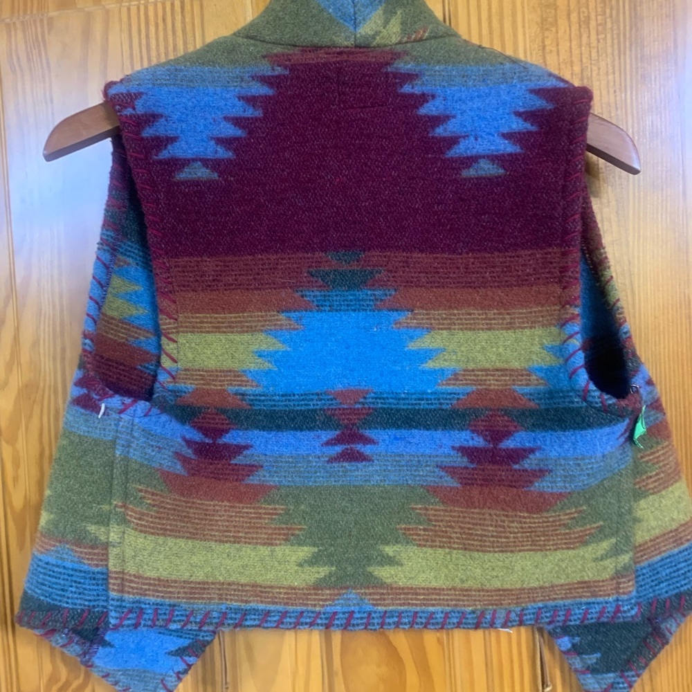 Double D Ranch wear Southwestern Wool Vest - Picture 3 of 3